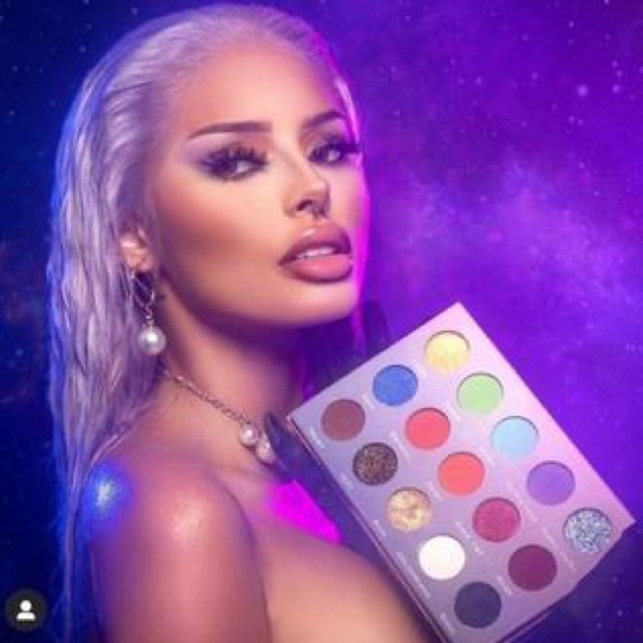 🎀 ILLUMINATI X ISA Eyeshadow Palette - Picture 7 of 9